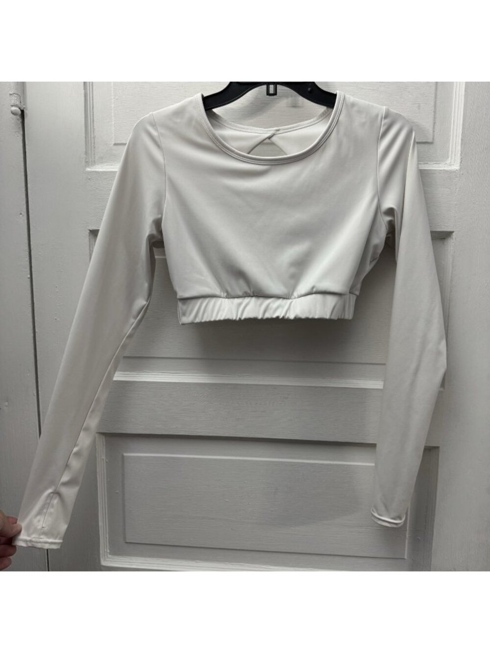 Danysu White Open Back Long Sleeve Crop Top Athletic Dance Yoga Size S